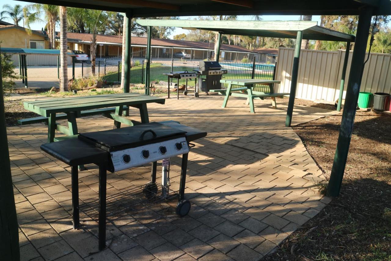 Barmera Lake Resort Motel Buitenkant foto