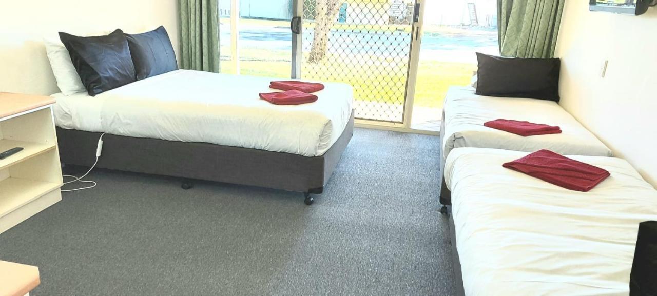 Barmera Lake Resort Motel Buitenkant foto