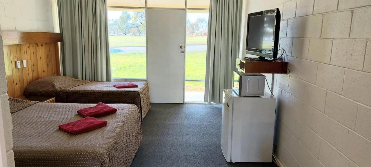 Barmera Lake Resort Motel Buitenkant foto
