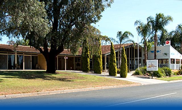 Barmera Lake Resort Motel Buitenkant foto